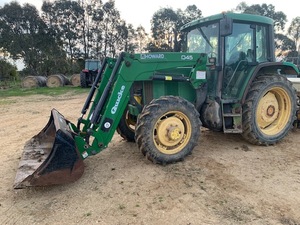 JOHN DEERE 6210 WITH Q45 QUICKE LOADER AND BUCKET