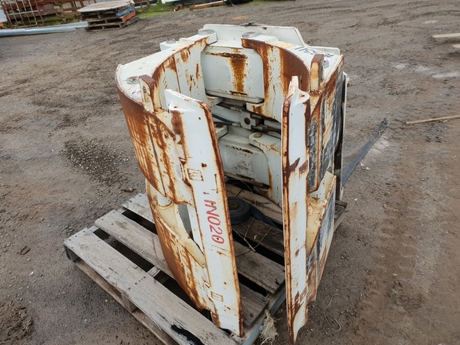 Cascade Roll Grab Rotator Attachment