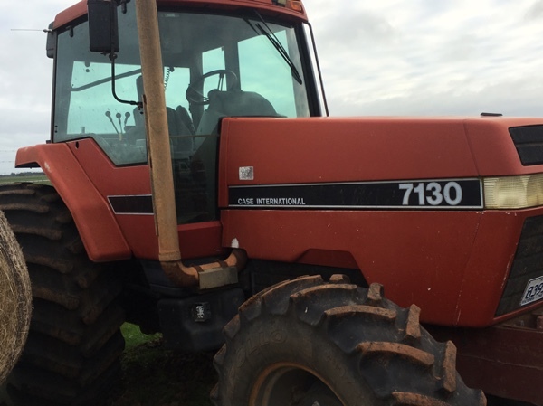 Case IH 7130 Tractor