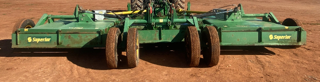 18 ft Superior Slasher 