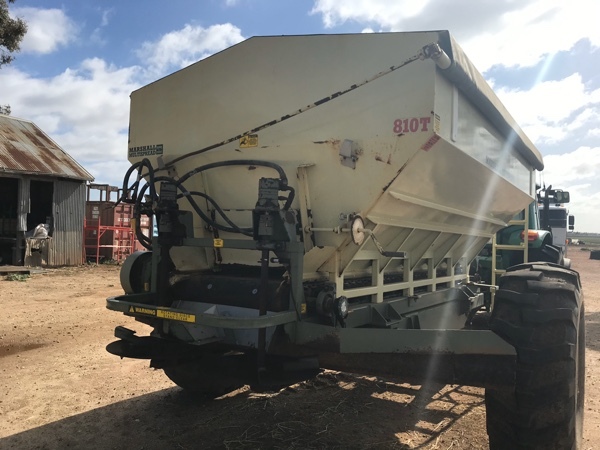 810T Marshall Spreader