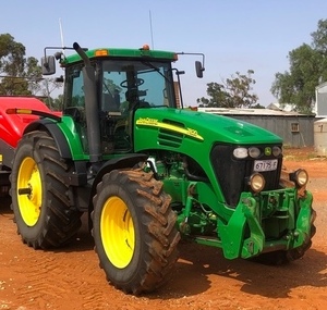 John Deere 7820 Tractor *Price Reduced* ONO