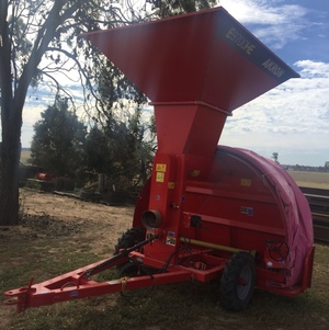 2017 Akron Grain Bagger