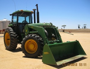 WANTED John Deere 4055 / 4255 / 4455