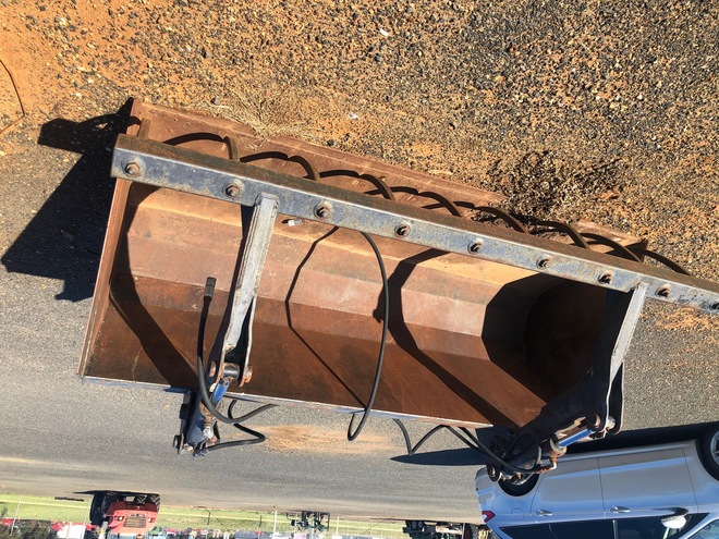 KERFAB TOP GRAB BUCKET ,