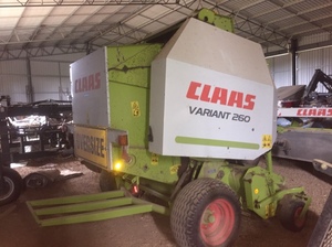 Claas Variant 260 Baler