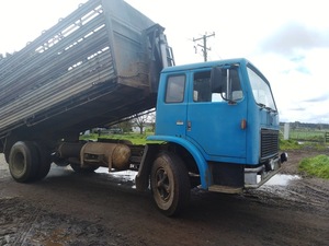 International Acco 1810B Truck