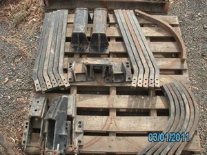  - Row Crop Shanks - 2% Buyers Premium On all Lots