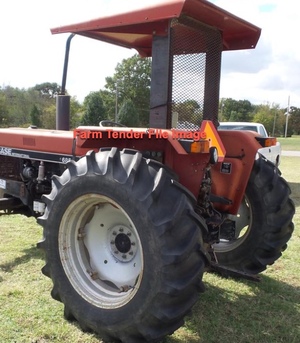 WANTED 14.9 / 38. 13.6/ 38. Tyres Rims & Centres to Suit Case International 685