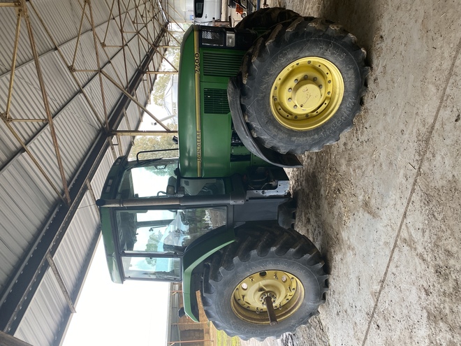 John Deere 7700 FWA