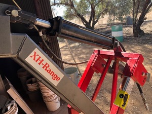 Kanga Post Hole Digger