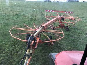 Kverneland twin rotor hay rake 6.5m