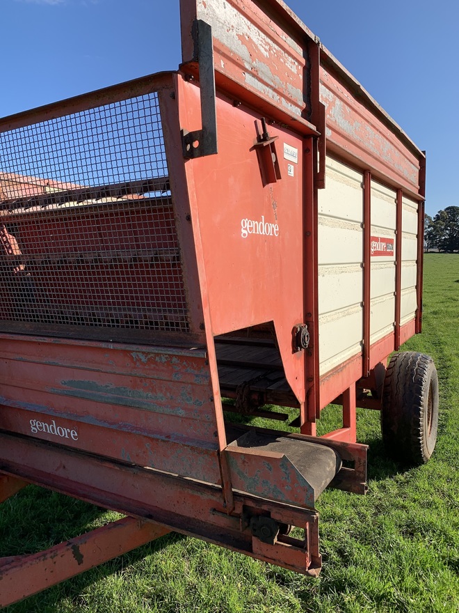 GENDORE SILAGE FEEDOUT WAGON