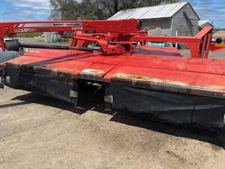 Massey Ferguson 1375