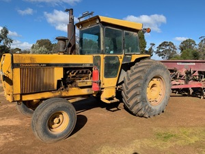 Chamberlain 4480 Tractor