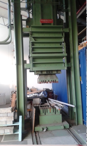 Gaulchierani Italia 300 m/t Wool Press  Heavy Duty Press Anything Twin Ram
