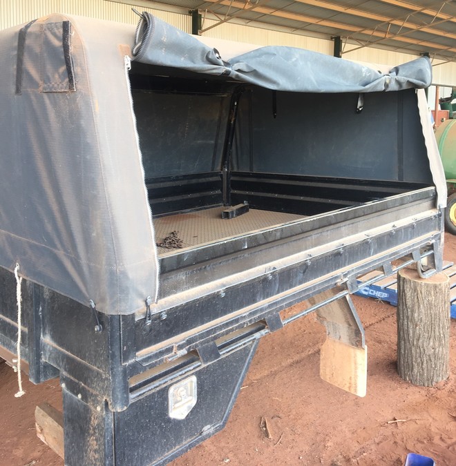 Toyota Landcruiser Ute Tray