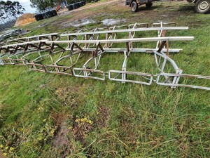 Dairy Stall Gates & Rams + Pendulum Gates