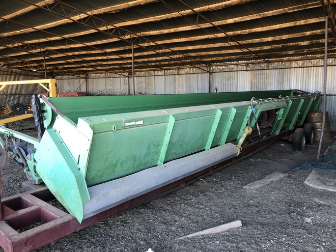 30' Smale Pea Front For Sale