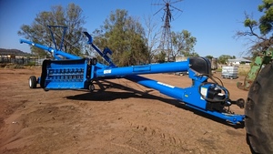 Brant Swing Away Auger - 2% + GST Buyers Premium on all Lots