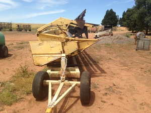 971 New Holland Header Front 