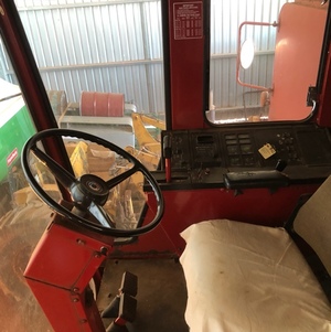 Case IH 1480 Header with 30ft 810 front and trailer