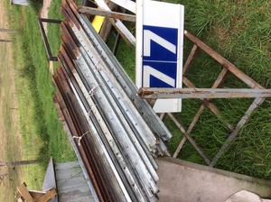 Under Auction (A129) - Secondhand 40 x Star Pickets