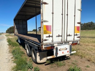 Freighter 40' Bogie Flat trailer