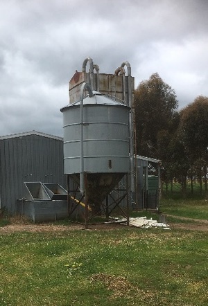 4 x Pellet Silos