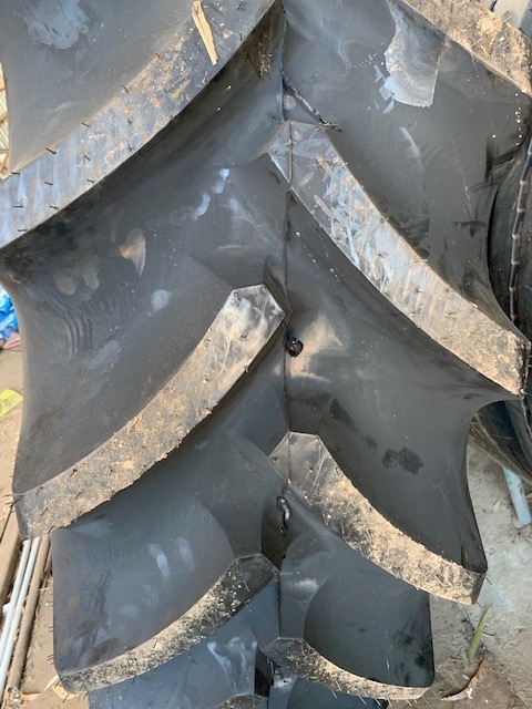 As New John Deere Original New Header Tyres 520/85-R42 - 