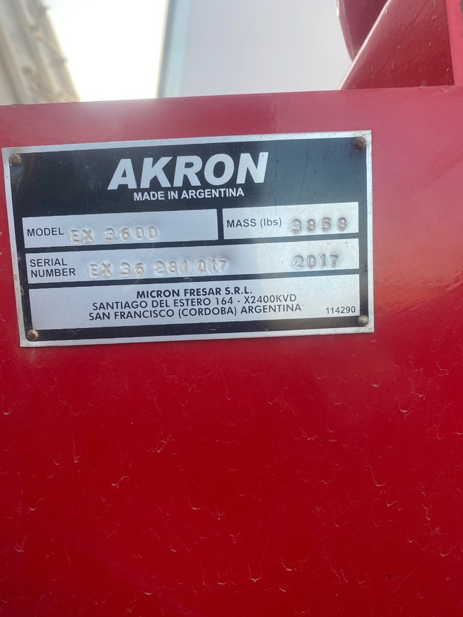 2017 Akron 3600 Silo Bag Outloader