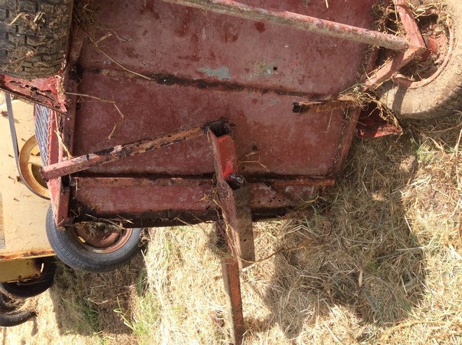 Under Auction - ATV Trailer with Cage- 2% + GST Buyers Premium On All Lots 