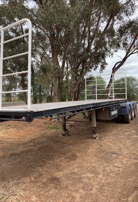 2001 Krueger Flat Top A Trailer