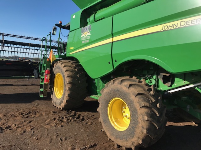 2015 John Deere S680 Header