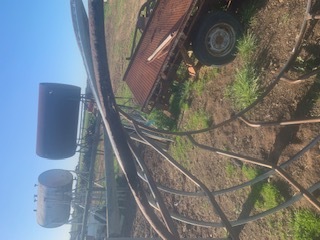 Under Auction - Hay Rings 