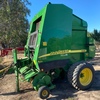 John Deere 592 round baler