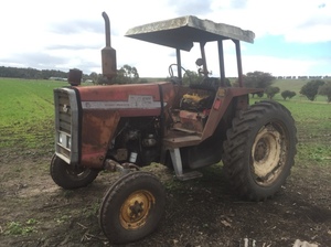 Massey Ferguson 575