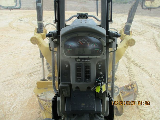 Caterpillar 12M Grader