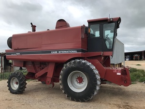 Case IH 1644 Header