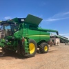 2016 John Deere S680 Header and d65 macdon 