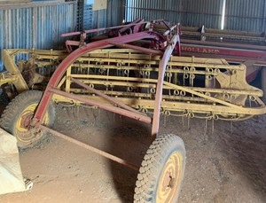 New Holland Hay rake