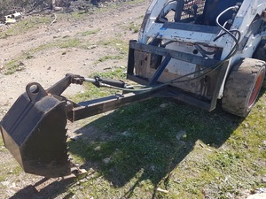 Backhoe Attachment to suit Bobcat. 340mm digging bucket with teeth.