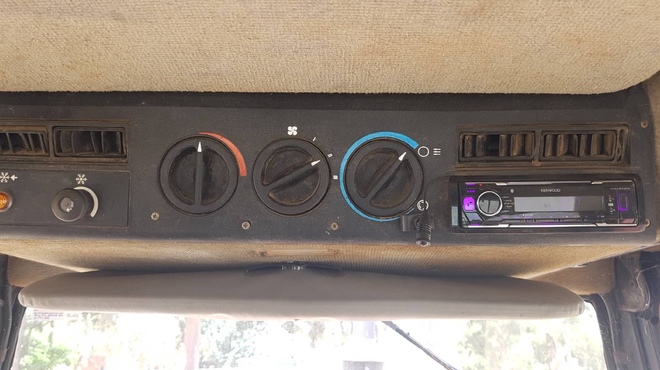 Case IH 4210 Tractor 