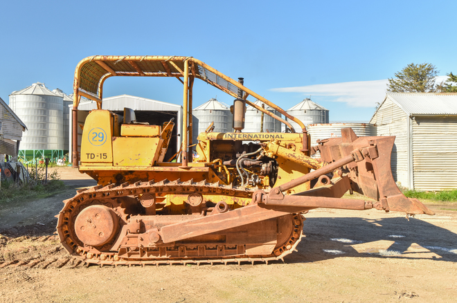  International TD-15 Bulldozer with New Tracks - To Be Auctioned on 01/10/19 