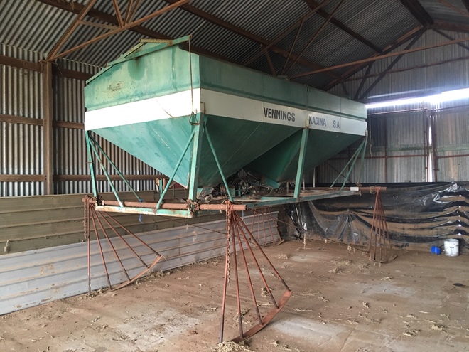 Vennings Seed & Super Bin 16ft