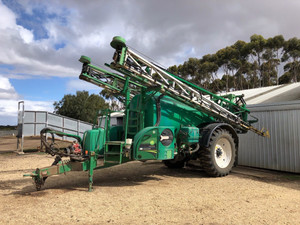 Goldacres 5030 Trailing BoomSpray