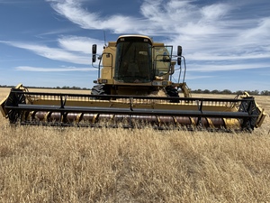 New Holland TX 64 Header / Harvester For Sale
