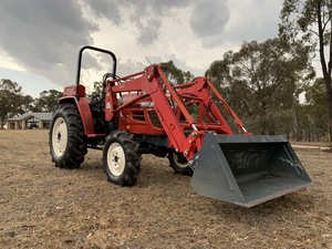 Yanmar EF453 Tractor / Loader & Attachments