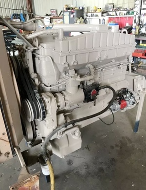 Under Auction - Cummins 855 big cam / 400hp completely reconditioned For Sale 