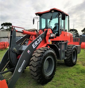 New Everun Australia 9500kg Wheel Loader with 4 in 1 Bucket, Pallet Forks, Spare